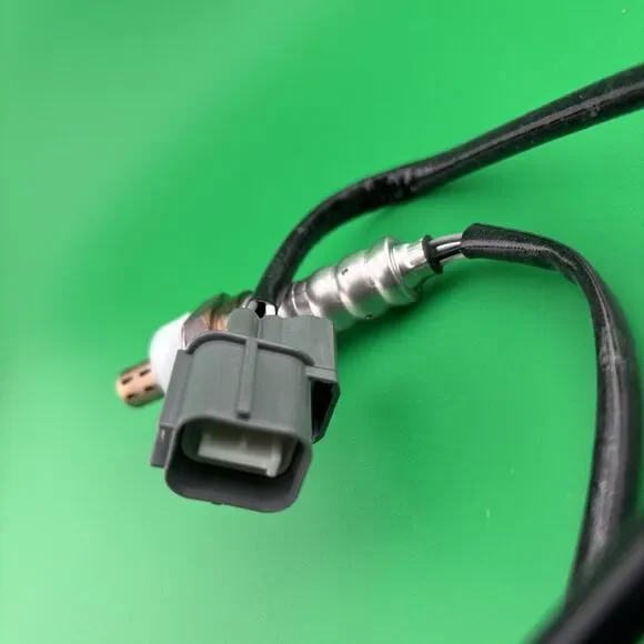 Sensor Oxygen Sensor Replacement - Picture 3 of 5